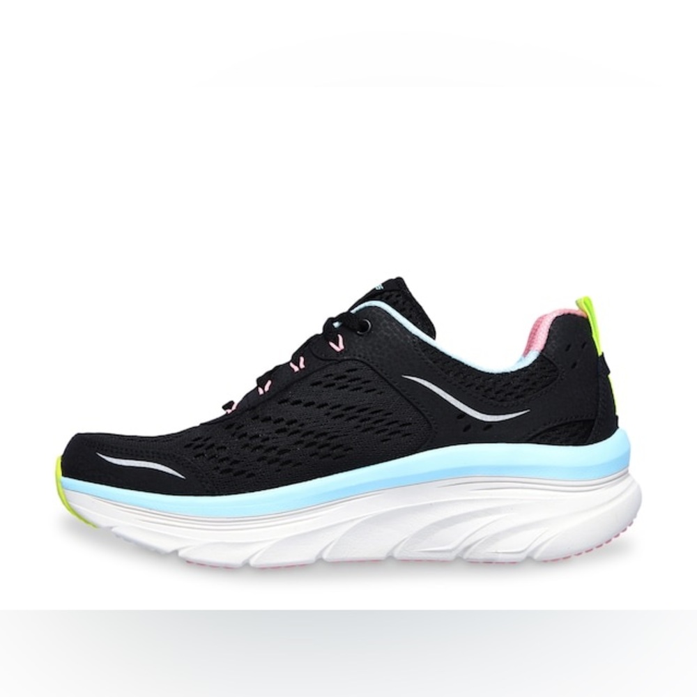 Skechers Relaxed Fit D'Lux Walker Infinite Motion Walking Shoes